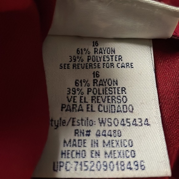 Size 16 burgundy red skirt - Picture 10 of 10